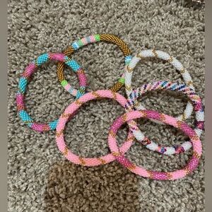 Set of 6 Sashka and Co glass bead bracelet